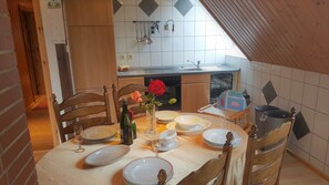 Dining - Apartment in quiet location (Frankenfeld-Bosse)