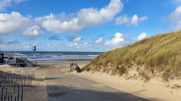 Tæt på stranden, liggestole