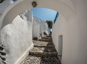 Property grounds - Traditional farmhouse converted into a holiday home  (Emporio)