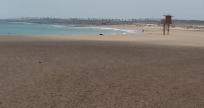MAISON EN PLAYA HONDA, piscine privée, terrasse, WIFI, 400M DE LA PLAGE