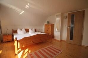 2 bedrooms, free WiFi