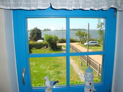 Acogedora casa de campo, cómodo en el agua