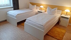 3 Schlafzimmer, Bügeleisen/Bügelbrett, WLAN, Bettwäsche