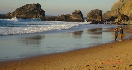 Xaras: Rentoudu ja nauti ihana talo Sintra luonnonpuistossa