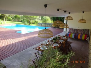 Outdoor dining - Xaras: Relax and enjoy a delightful country villa in the Natural Park of Sintra (Sintra)