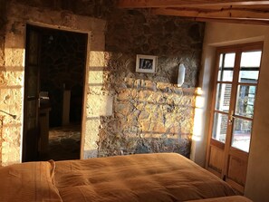 1 bedroom, iron/ironing board, travel crib, internet - Finca with large grounds and sunny location near Arta (Arta)