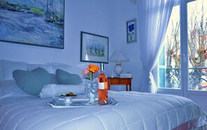 2 chambres, fer et planche à repasser, lit parapluie, Wi-Fi gratuit