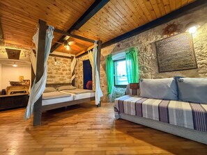 2 habitaciones, wifi y ropa de cama 