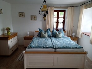 2 camere, ferro/asse da stiro, culla da viaggio, Wi-Fi gratuito