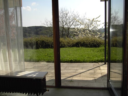 House Luise on Bostalsee, apartment 2: spacious terrace & garden