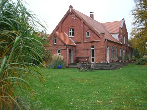 Altes Bauernhaus, großer Garten,  2 Schlafzimmer, große Küche