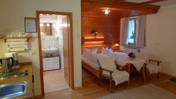 1 Schlafzimmer, Zimmersafe, Bügeleisen/Bügelbrett, kostenloses WLAN