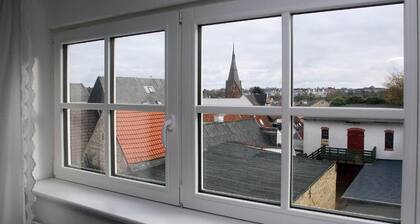 Studio mit Panoramablick, zentral in d. Altstadt, ruhig gelegen mit WLAN