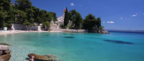 Vlak bij het strand