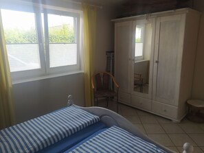 2 Schlafzimmer, Bügeleisen/Bügelbrett, Reisekinderbett, kostenloses WLAN