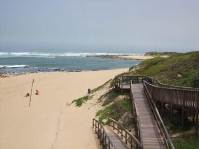 holiday home with swimming pool in Port Alfred at the sunshine coast