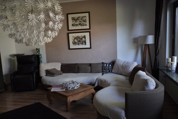 Älytelevisio, kirjoja