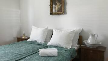 2 多间卧室、熨斗/熨衣板、WiFi、床单