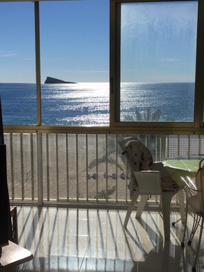 Interior - Luxurious apartment with sea views and WiFi (Benidorm)