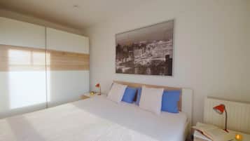 1 Schlafzimmer, Bügeleisen/Bügelbrett