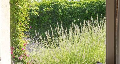 Charmantes Natursteinhaus mit Pool in wunderschöner, ruhiger Umgebung