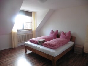 5 dormitorios, wifi gratis, ropa de cama