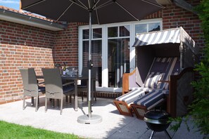 Outdoor dining - Vacation apartment "Nordstern" in Neßmersiel East Frisia -free WLAN (Dornum)