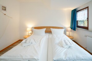 2 室のベッドルーム、WiFi、ベッドシーツ