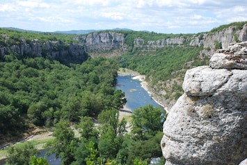 Vue du Canyon et du "grand Manitou" depuis le jardin