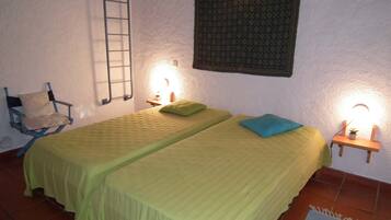 2 bedrooms, WiFi, bed sheets