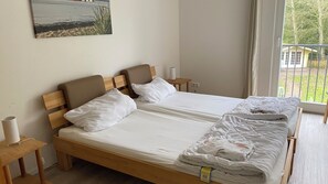 8 bedrooms, iron/ironing board, travel cot, free WiFi - Vacation home 16 pers. 8 bedrooms 4 bathrooms near Kappeln/Schlei /Ostsee from 2 nights  (Oersberg)