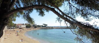 Golfe de St Tropez : Grande villa +piscine + jacuzzi. Idéale pour famille.