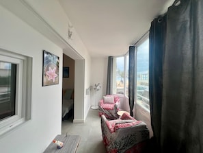 1 chambre, fer et planche à repasser, Wi-Fi, literie fournie