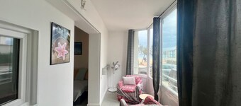 apartment located 50m from the beach