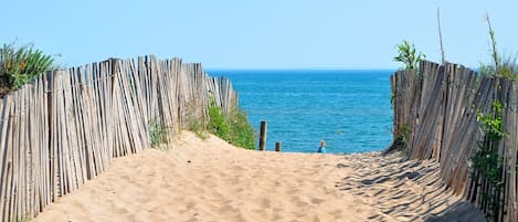 Vlak bij het strand