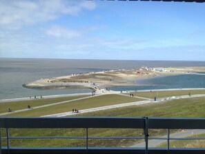 Vue sur la plage ou l’océan
