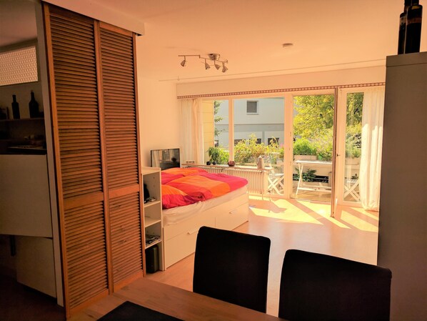 1 makuuhuone, silitysrauta/-lauta, vauvan matkasänky, ilmainen Wi-Fi