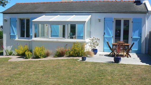 RENT SEA VIEW, 50m FROM THE BEACH - ARGENTON