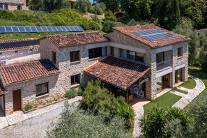Exterior - Large house between Grasse and Fayence (Le Tignet)