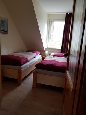 3 chambres, accès au Wi-Fi (inclus), literie fournie