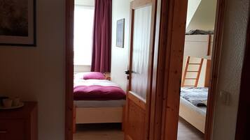 3 Schlafzimmer, kostenloses WLAN, Bettwäsche