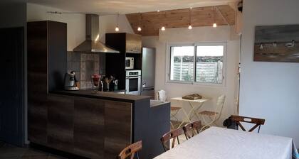 Ferienhaus fĂŒr 2-8 Personen in der SĂŒdbretagne, 300 m zum Strand