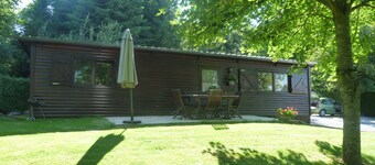 CHALETS in the countryside on wooded grounds, pets welcome