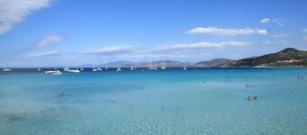BEAUTIFUL APARTMENT IN RESIDENCE STANDING UP BEAUTIFUL SEA AND MOUNTAIN