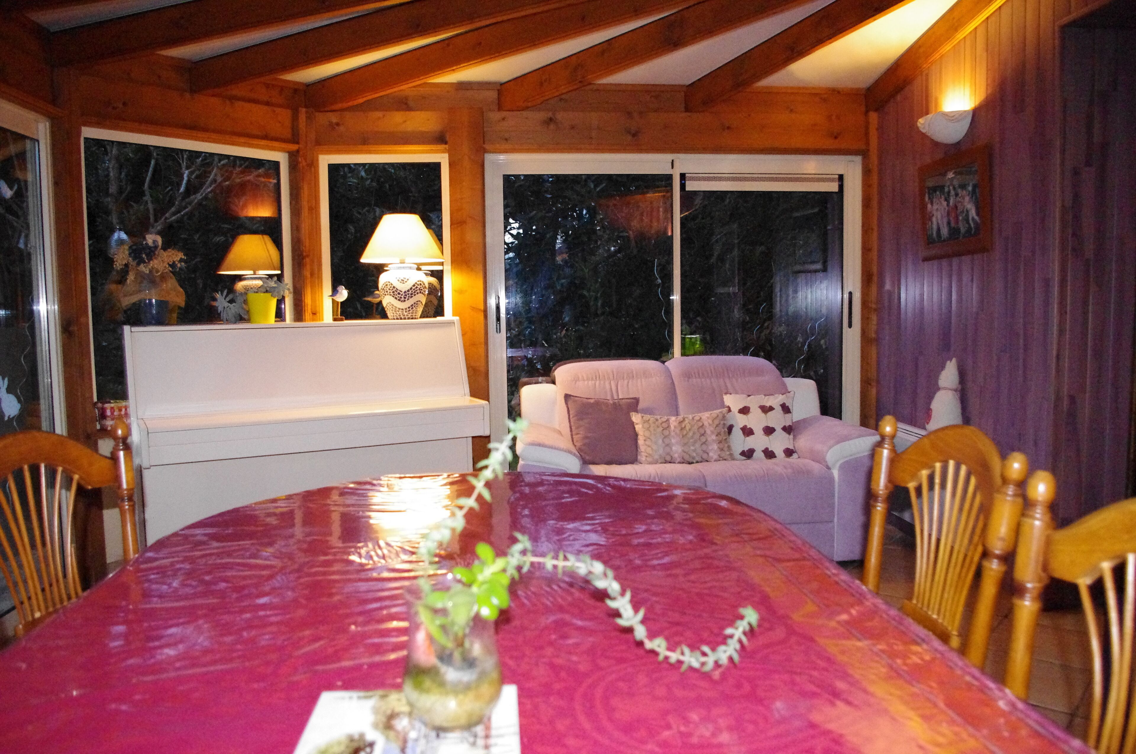 Dining - Terraced house, 120M2, for 7 people, 2 km from the lake, with private garden (Annecy-Le-Vieux)