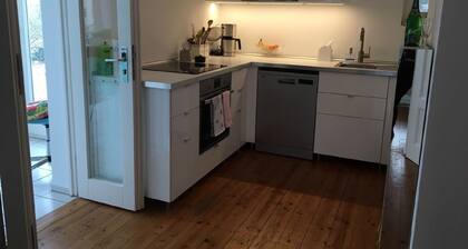 Ferienwohnung EG im Schönen Bad Soden-SalmĂŒnster