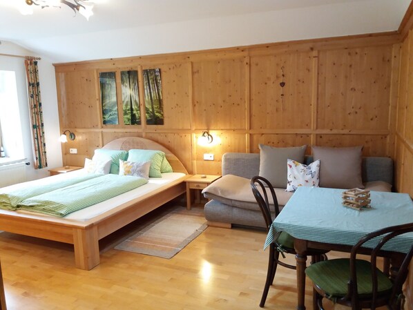 2 Schlafzimmer, Zimmersafe, kostenloses WLAN, BettwÀsche