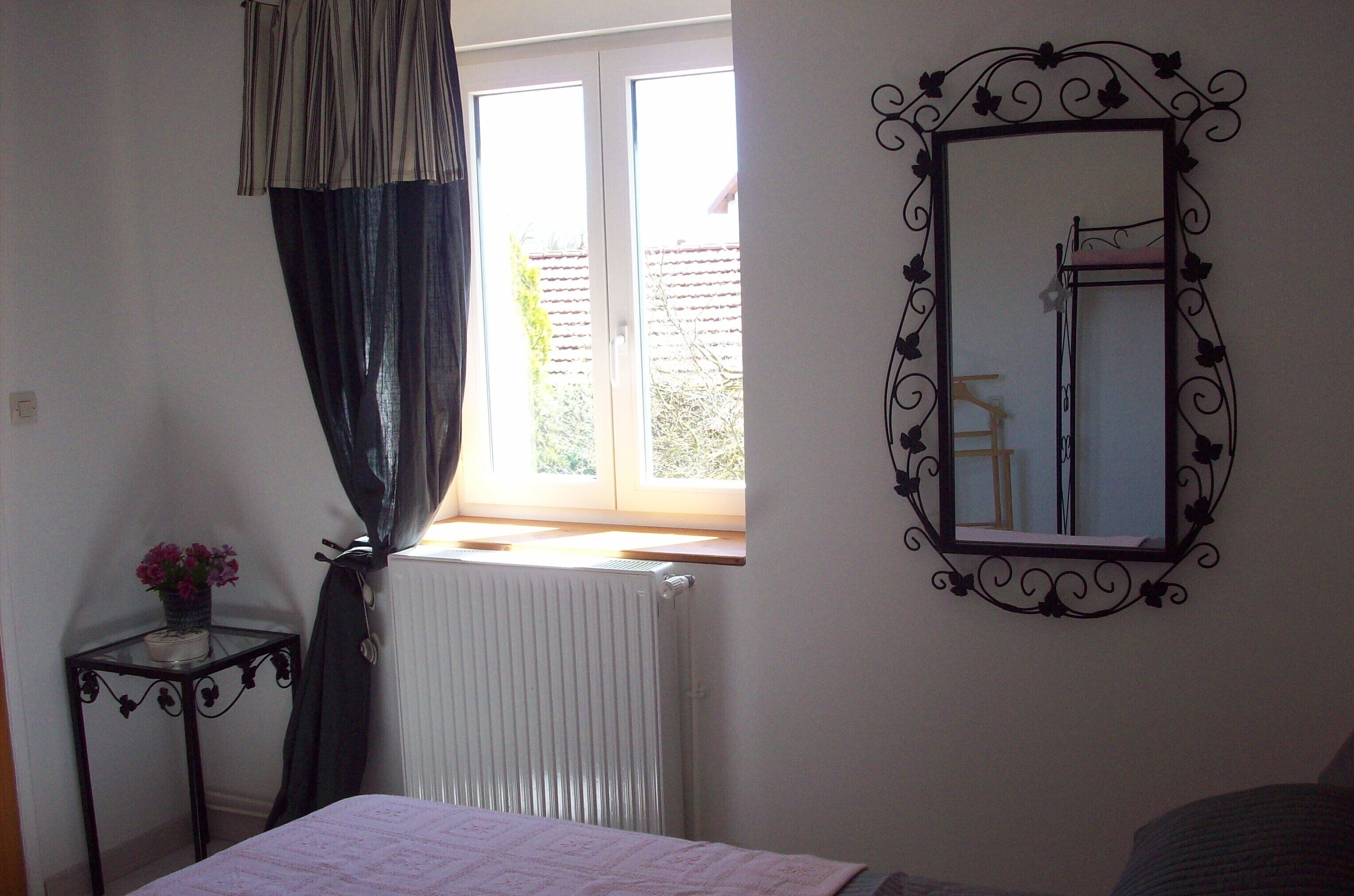 1 chambre, fer et planche à repasser, Wi-Fi gratuit, draps fournis