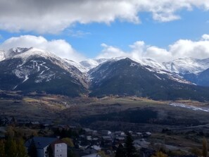 Exterior - Apartment facing south, magnificent views, secure private garage (Font-Romeu-Odeillo-Via)