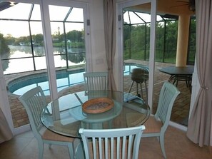 Dining - Luxury villa with waterfront, boat dock and heated pool! (Port Charlotte)